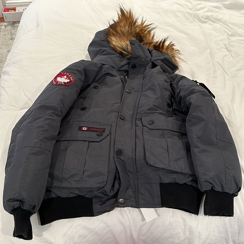 Winter jacket - Picture 2 of 9